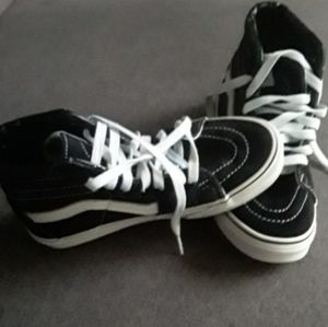 Size 5 Van's shoes